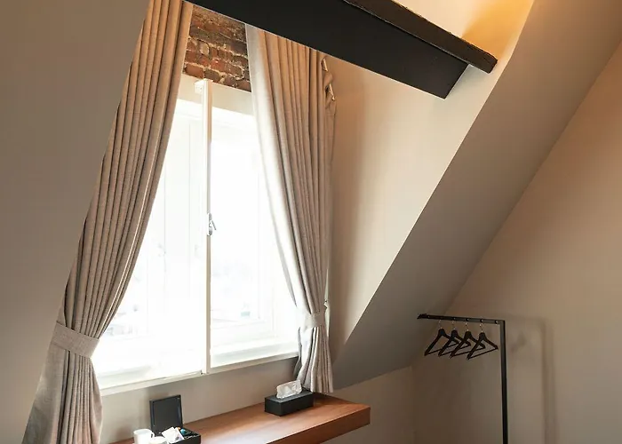 Hotel Boutique Kint 4*