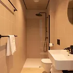 Отель Boutique Kint 4*