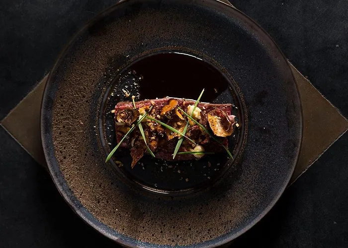 Отель Boutique Kint 4*